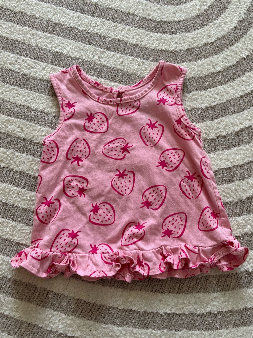 10/$15 George Pink Strawberry Ruffle Tank Top - Picture 2 of 3